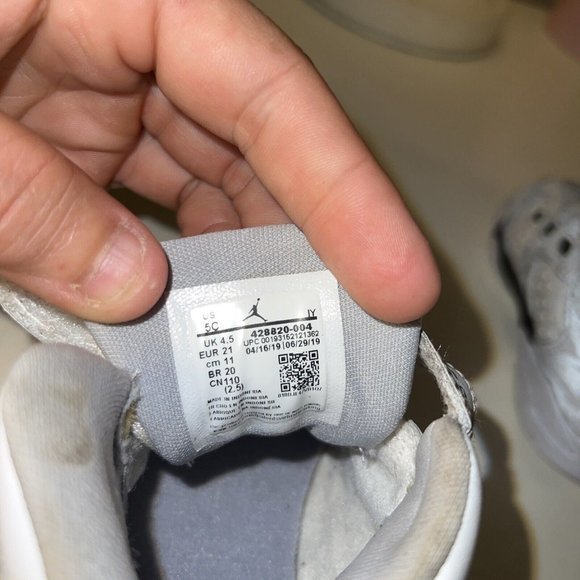 Nike Air Jordans Baby Toddler Size 5C 428820-004 White Gray Black Rare! - Picture 4 of 7